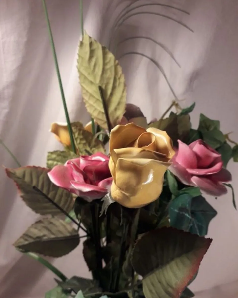 Staffordshire porcelain flowers - Image 1