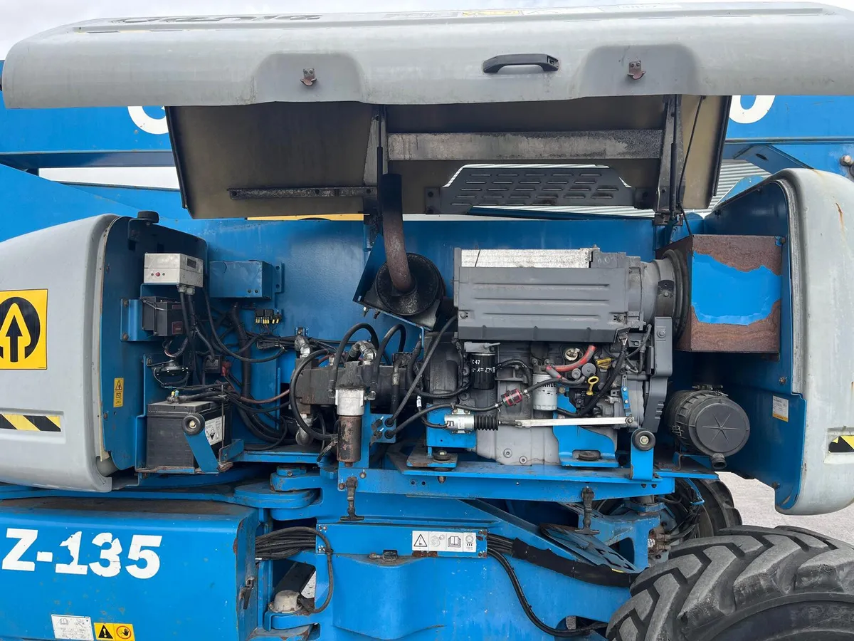 Genie Z135  - 43 m Artic Diesel Superboom - 2011 - Image 4