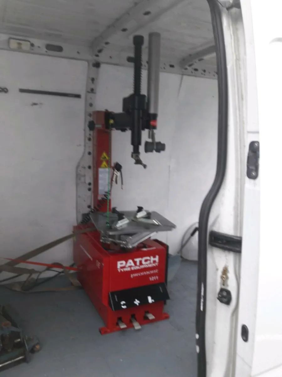 Patch Tyre changer 24" turntable - Image 3