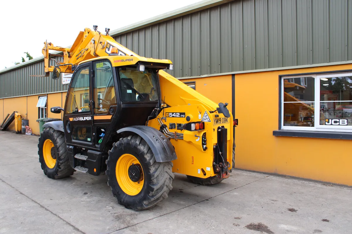 JCB 542-70 2019 PN1340 - Image 2