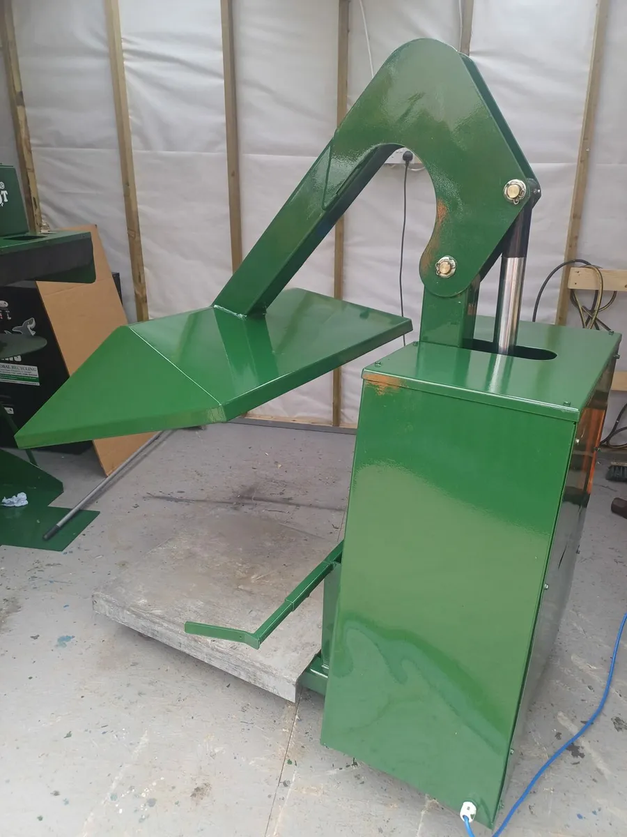 Bin compactor baler 1100litre - Image 3