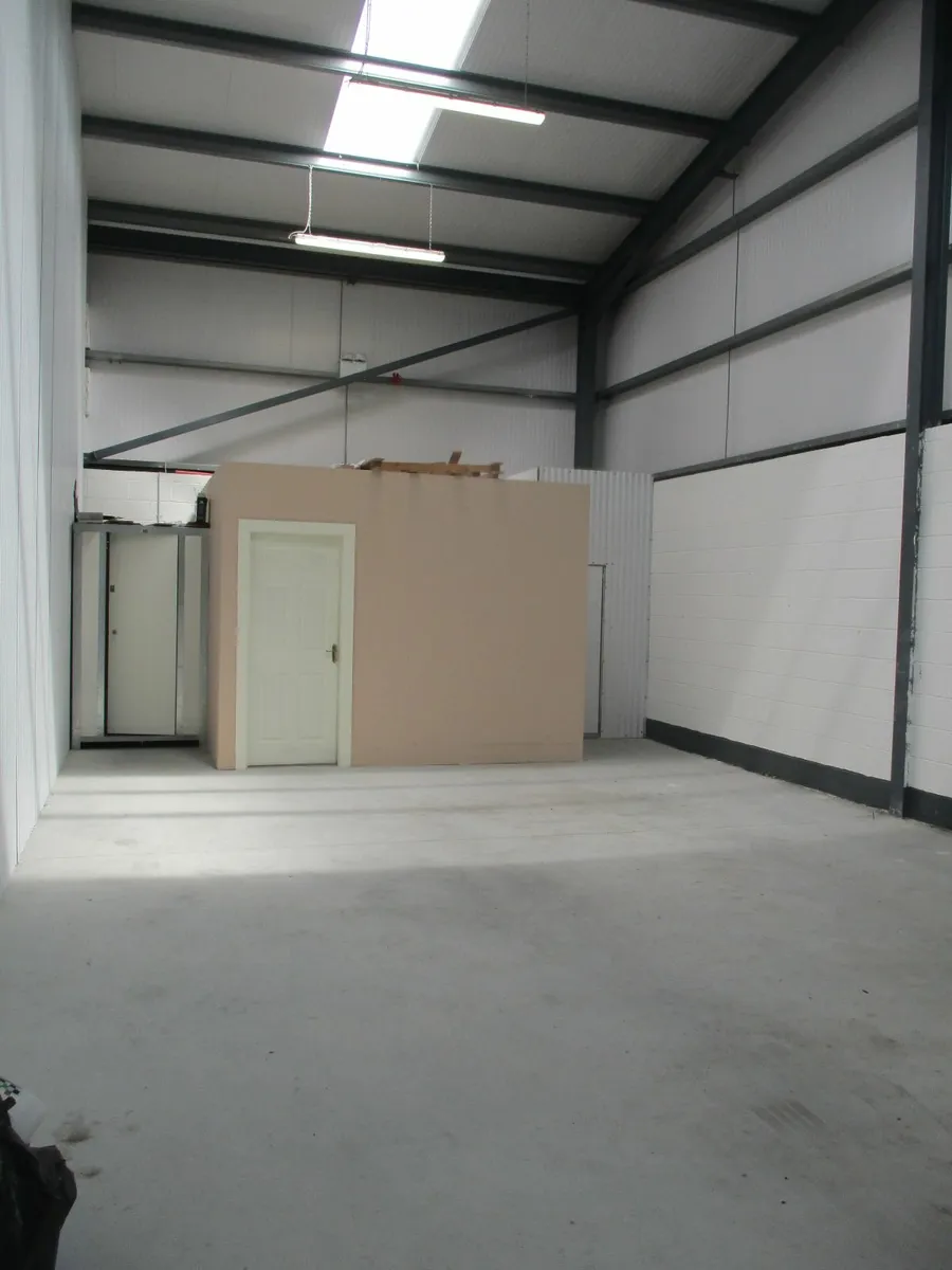 storage ware house  unit rent athlone - Image 4