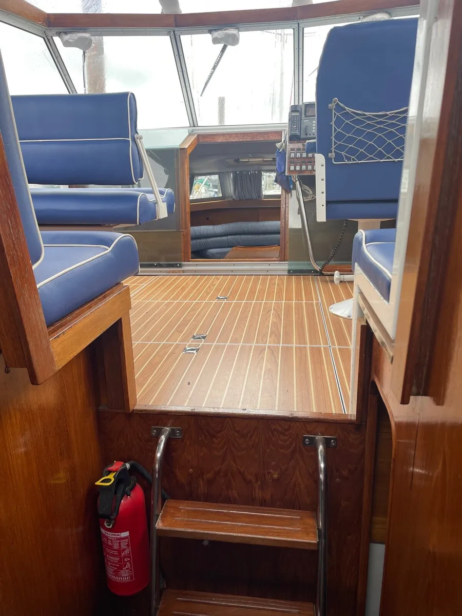 Motor Cruiser no time wasters - Image 3