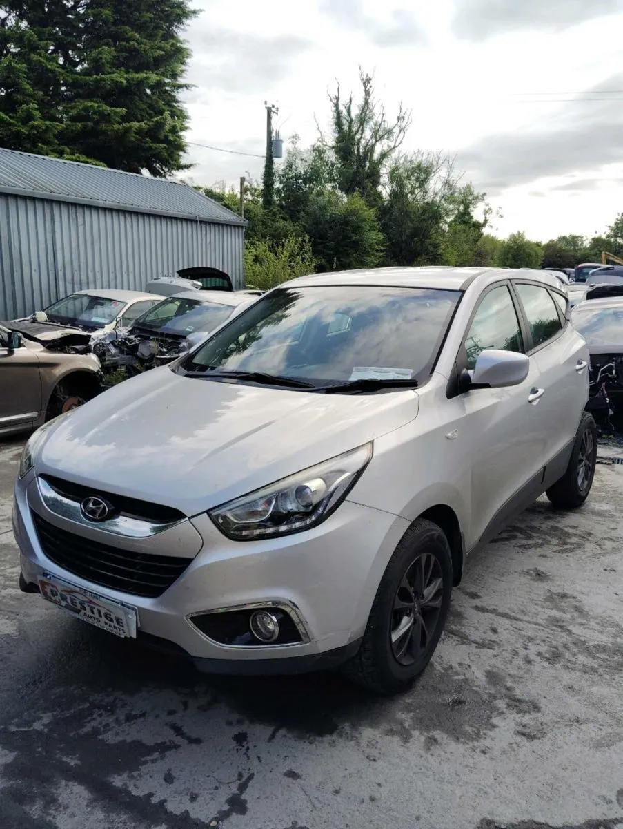 Breaking Hyundai ix35 2015 1.7crdi - Image 1