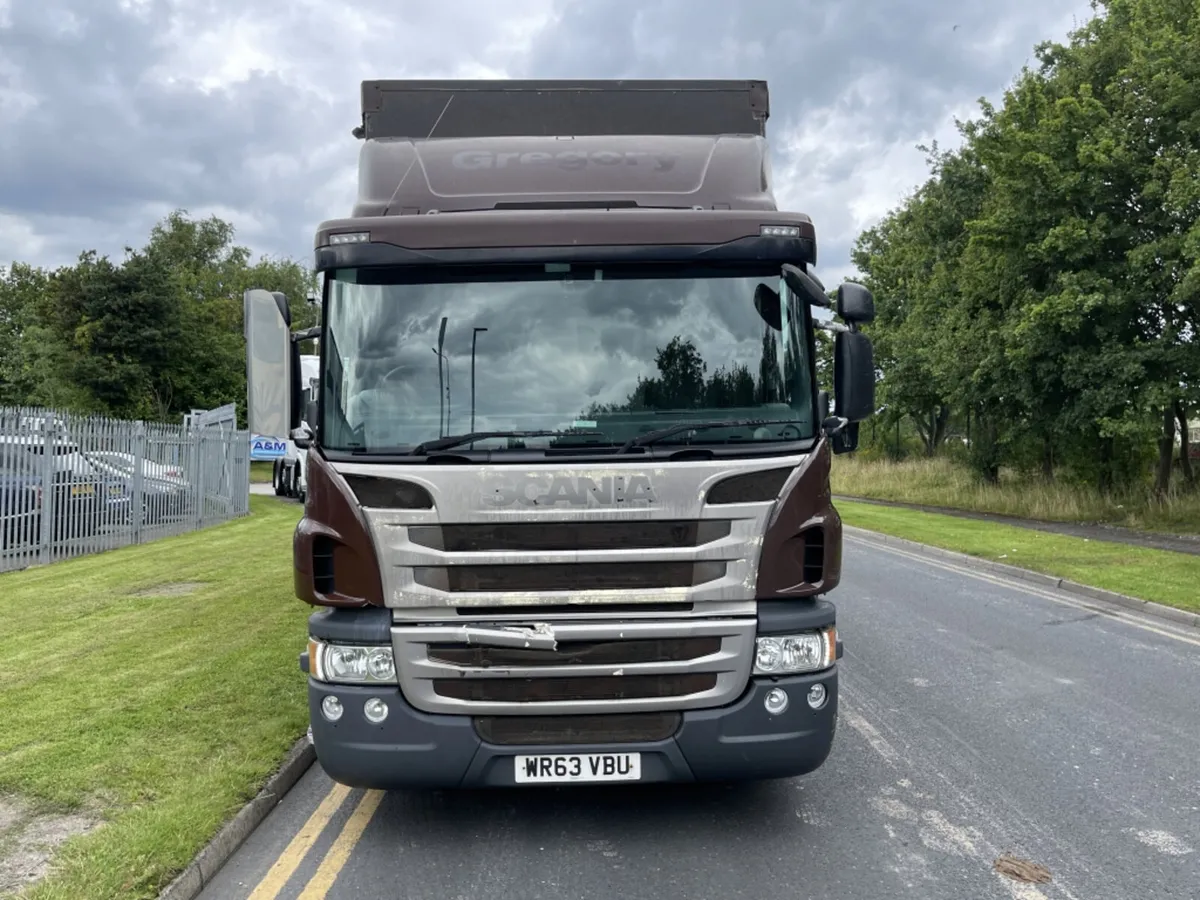 2013 (63) SCANIA P280 CURTAIN SIDE 6X2 TWIN WHEEL - Image 2