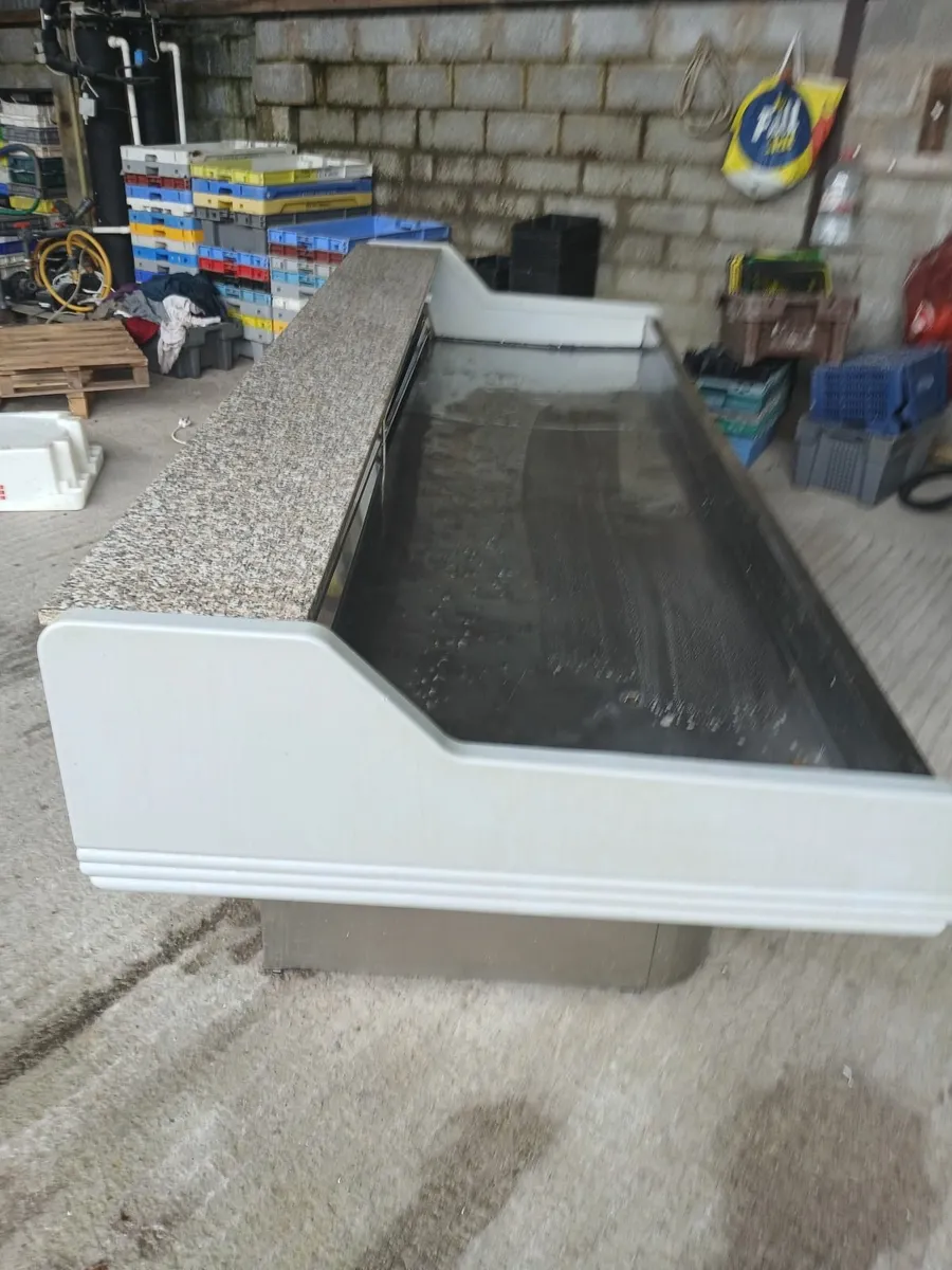 Refrigerated display as new. 400 - Image 1