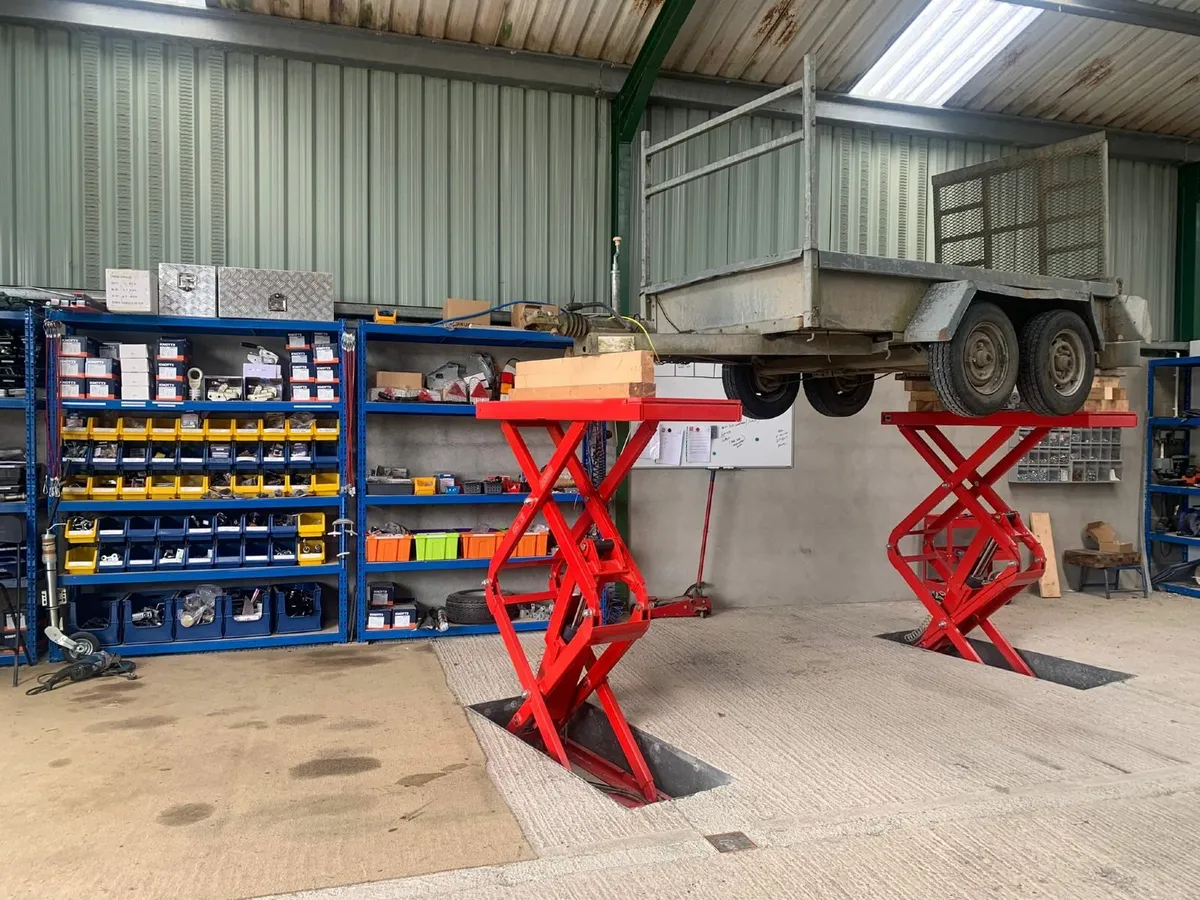 Trailer Servicing - Image 1