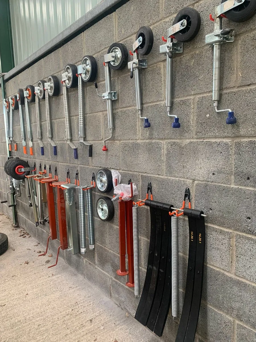 Trailer Servicing - Image 4