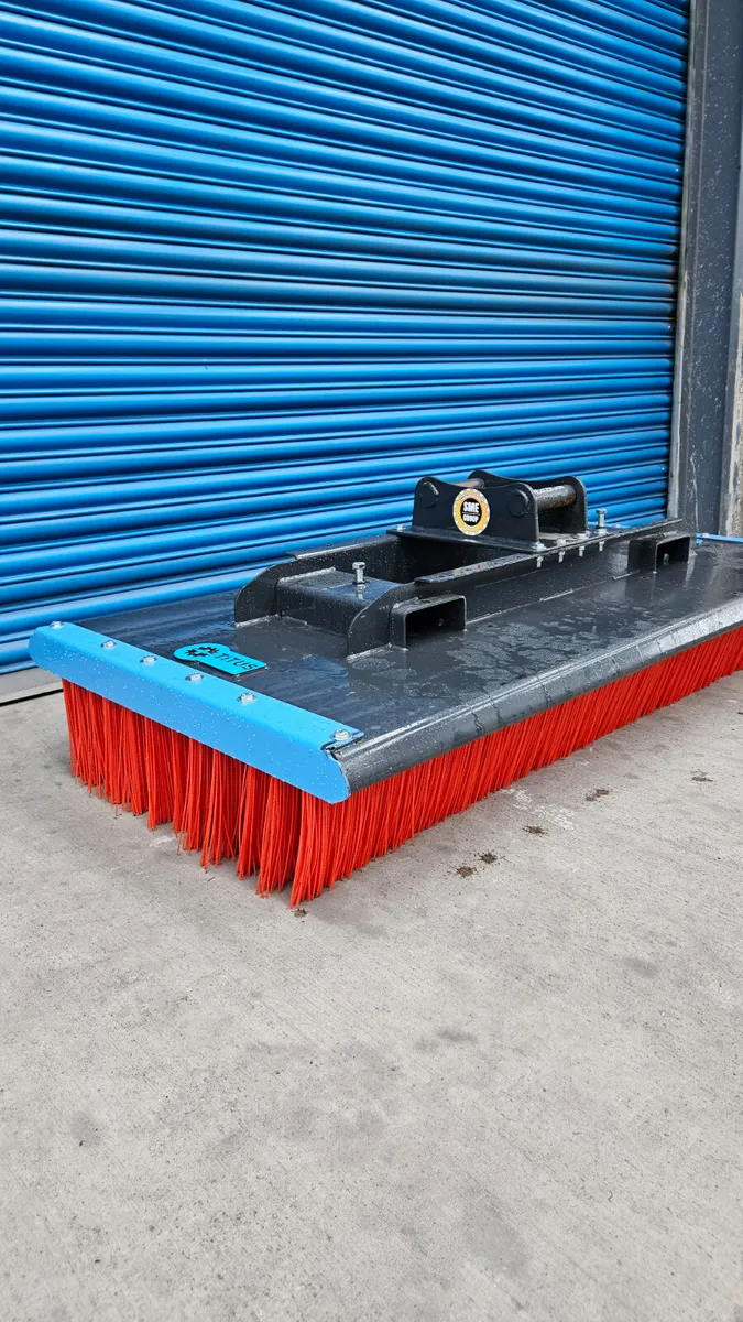 Excavator Bristle Brushes - Image 1