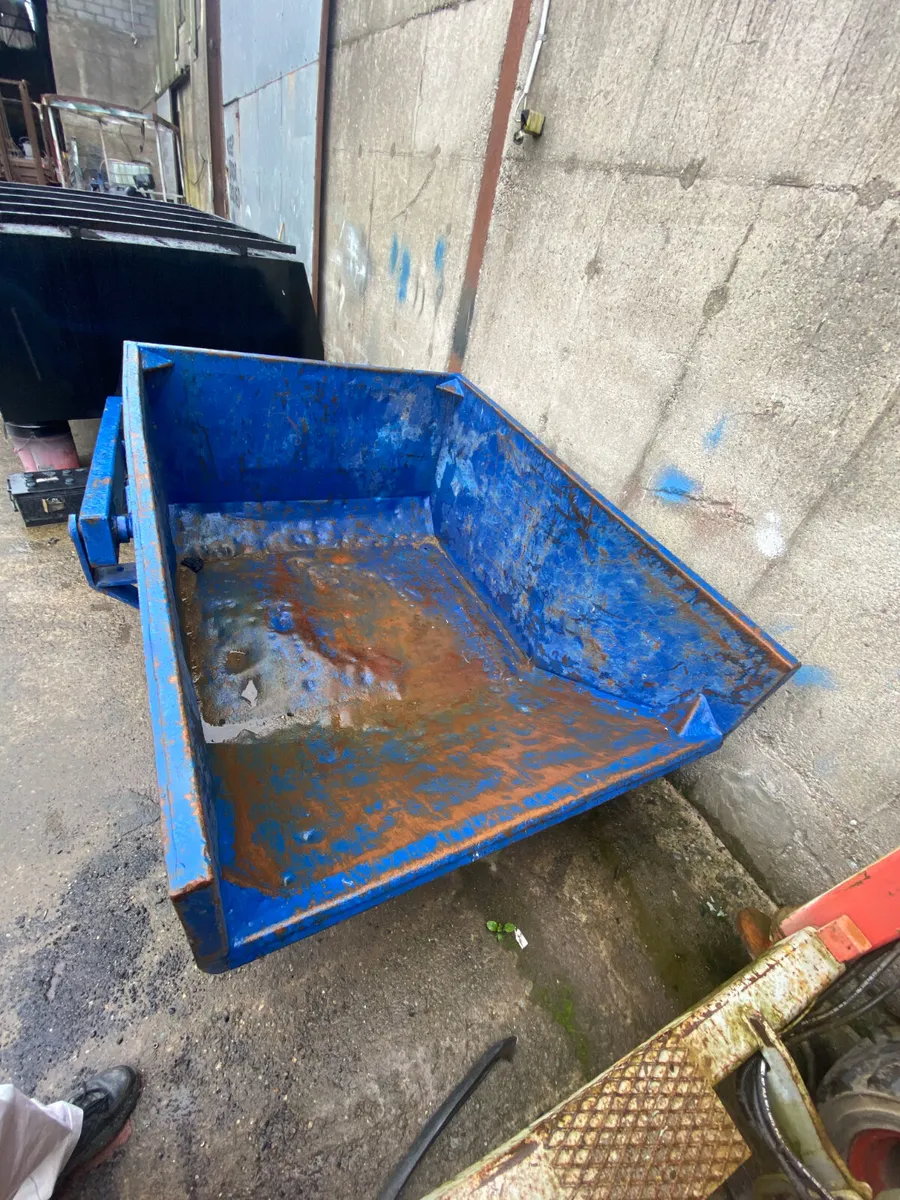 Conquip Crane Skip - Image 3