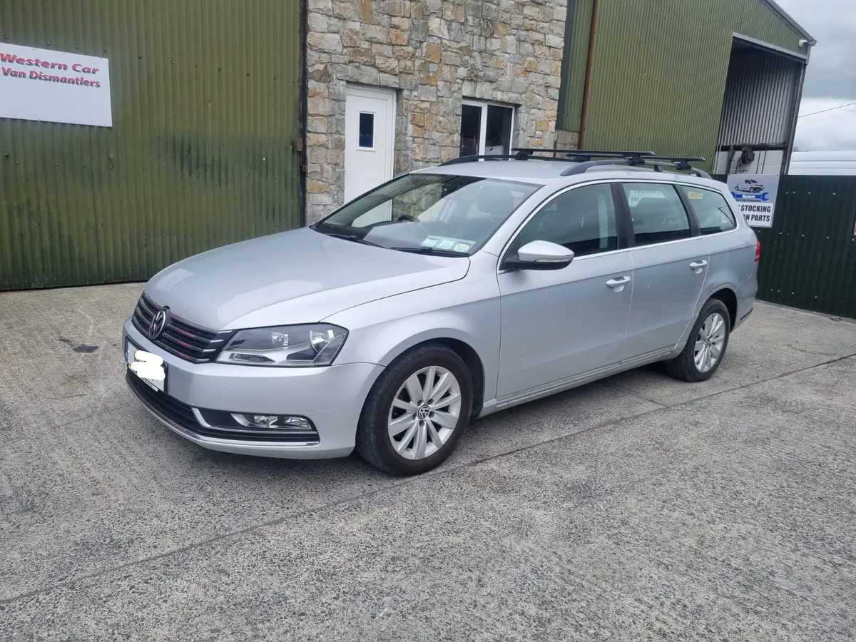 12 vw Passat 1.6 tdi for dismantling