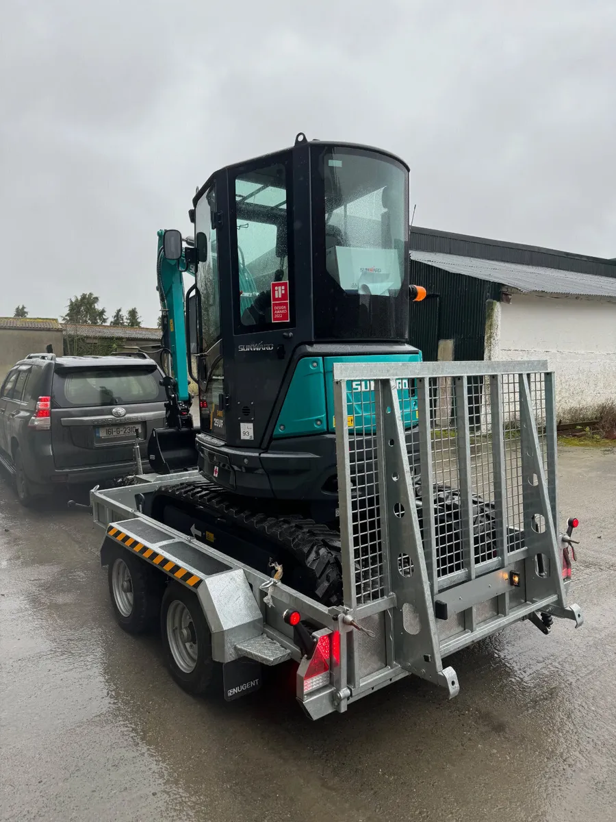 €129/week Sunward 25UF and Nugent Trailer - Image 3