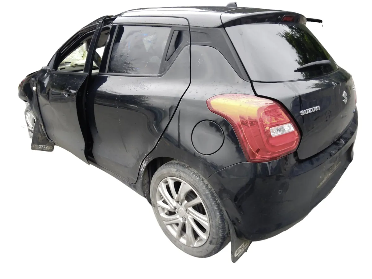 2021 SUZUKI SWIFT HYBRID For Breaking/Dismantling - Image 4