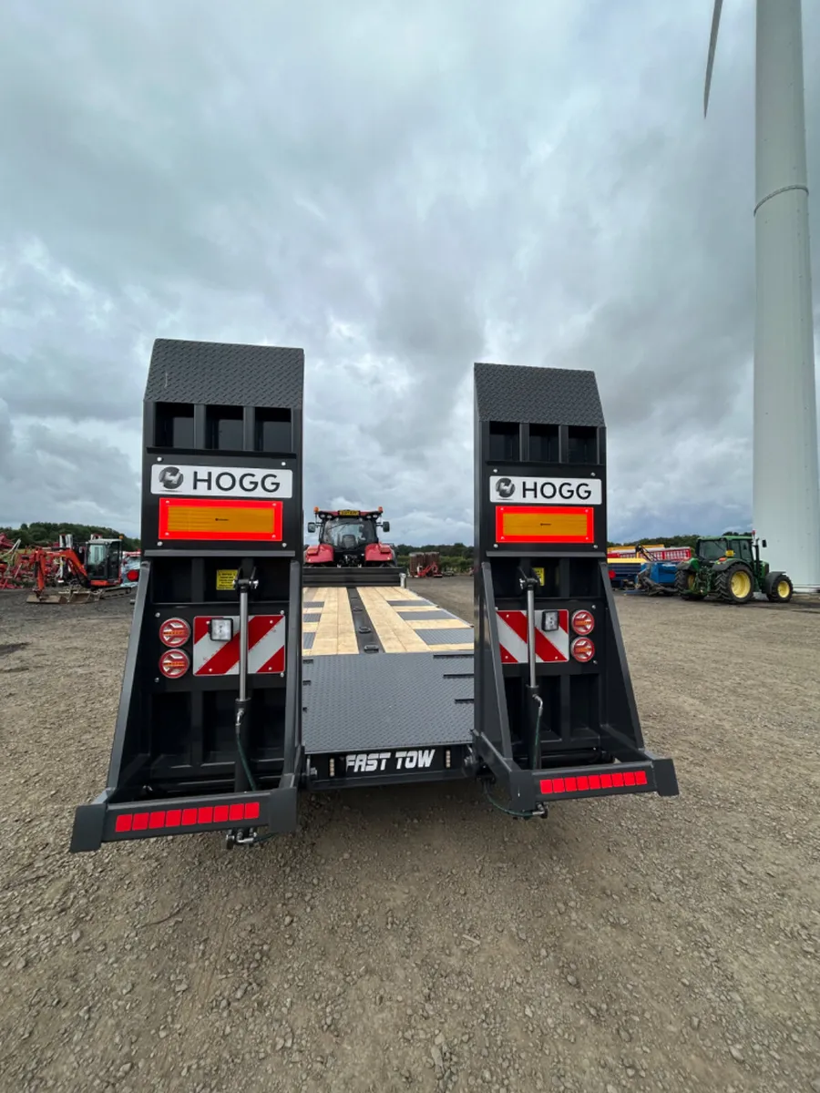New 33ton Hogg Lowloader - Image 3