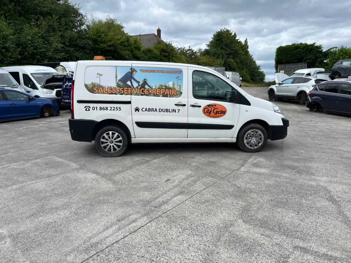 2015 Citroen dispatch 1.6 HDI 5 SP - Image 3