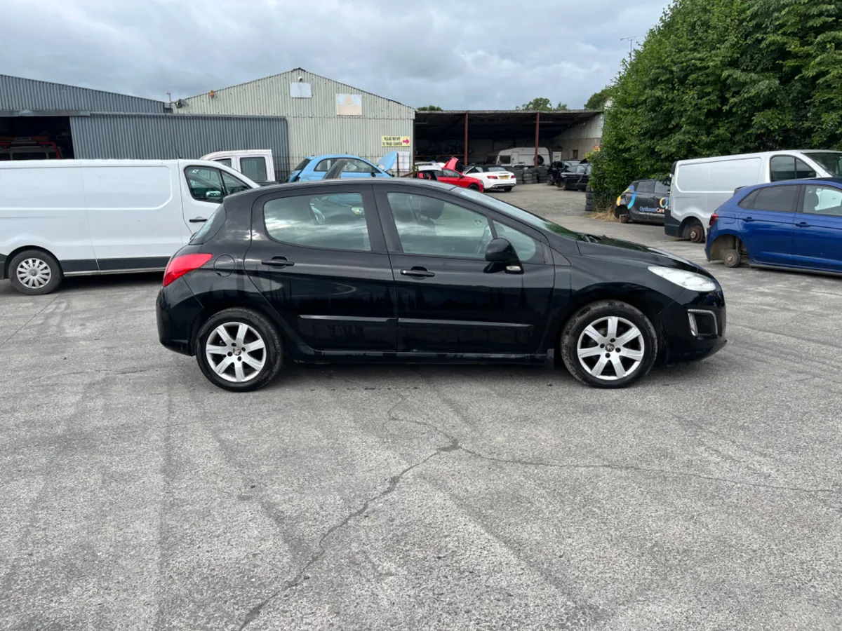 2013 Peugeot 308 1.6 HDI - Image 3