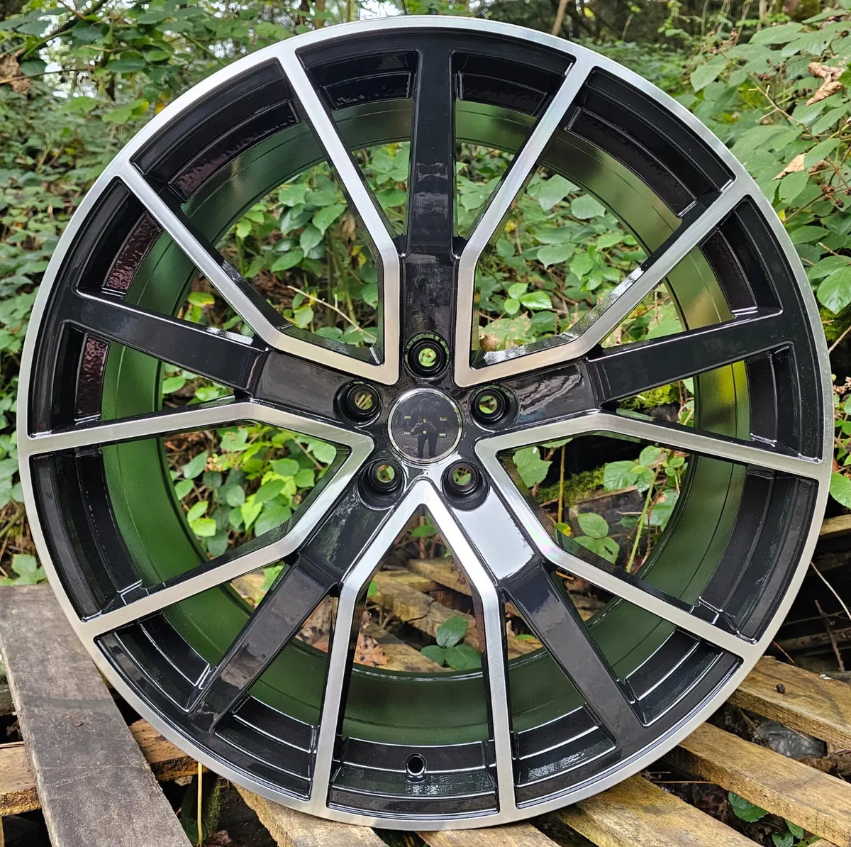 20” rs6d black & polished 5x112