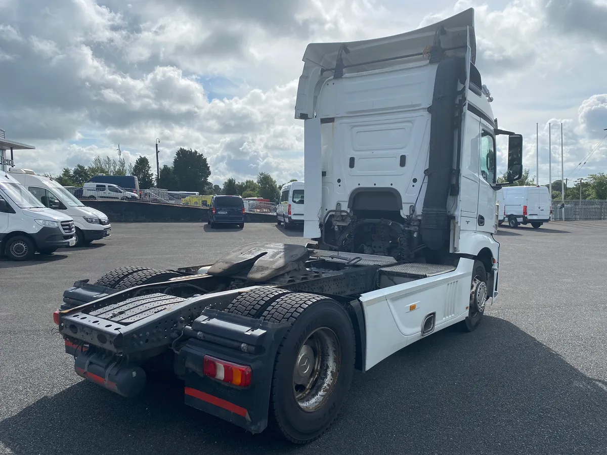 2016 Mercedes-Benz Actros 1843 Auto - Image 3