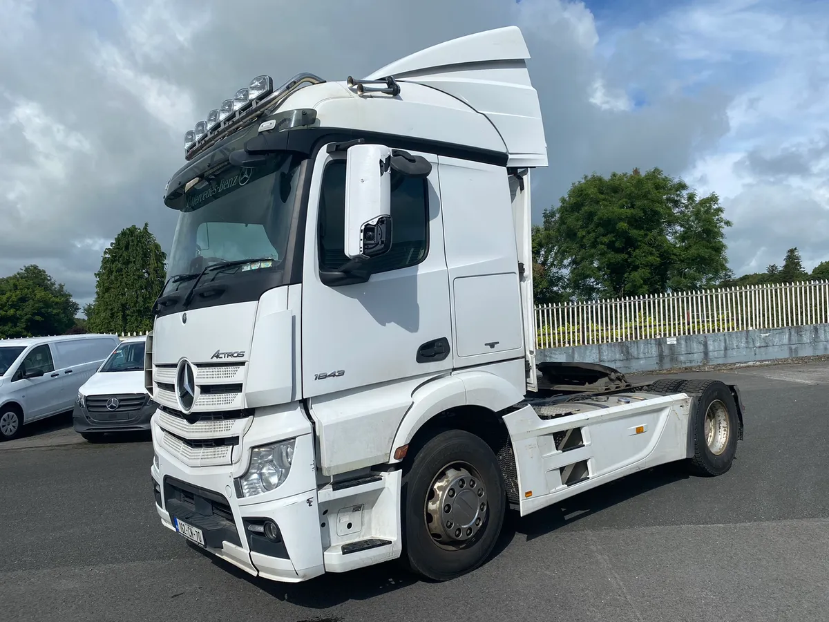 2016 Mercedes-Benz Actros 1843 Auto - Image 1