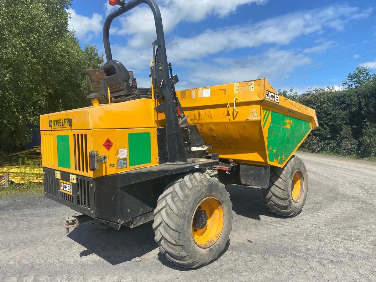 JCB 9 Ton Dumper - Image 1