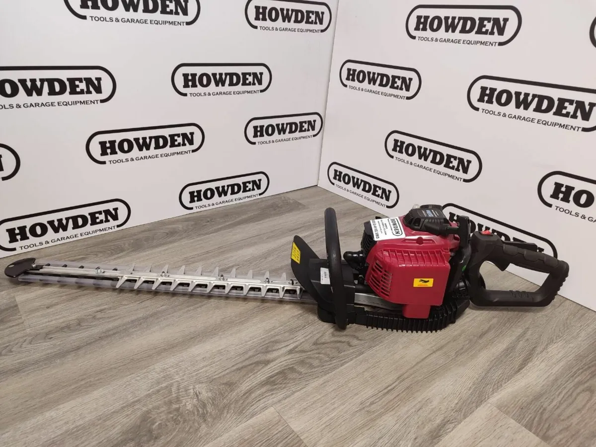 Hedge Cutter 22.5cc Engine 22" Double Blade - Image 1