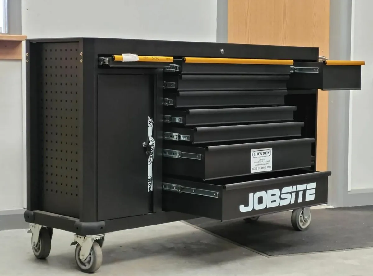 Roller Tool Chest 66" 10 Drawer With Ball Bearing - Image 4