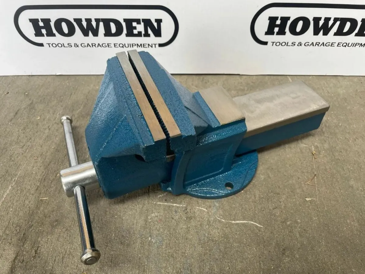 HTM Standard Duty Fixed base Bench Vice 150MM - Image 1