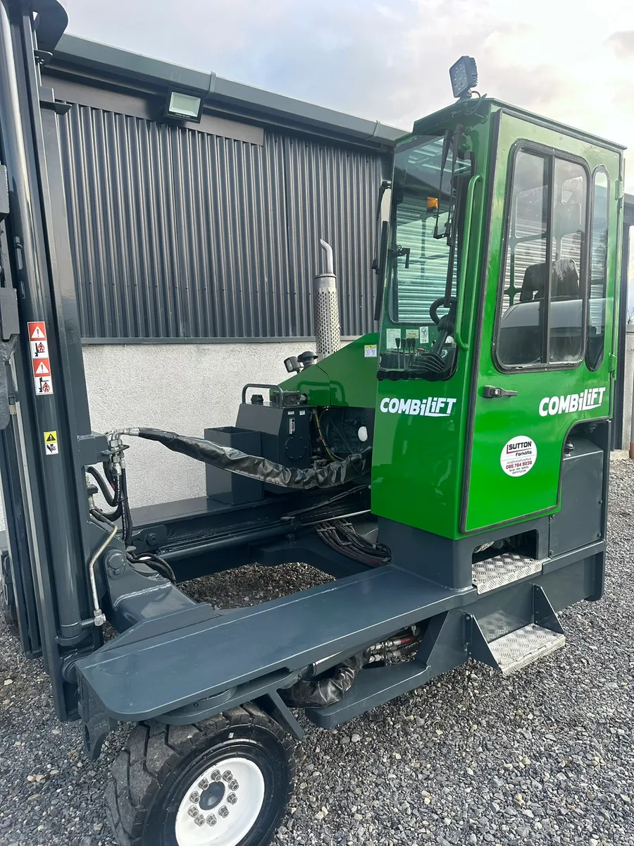 2015 Combilift C5000XL Forklift - Image 2