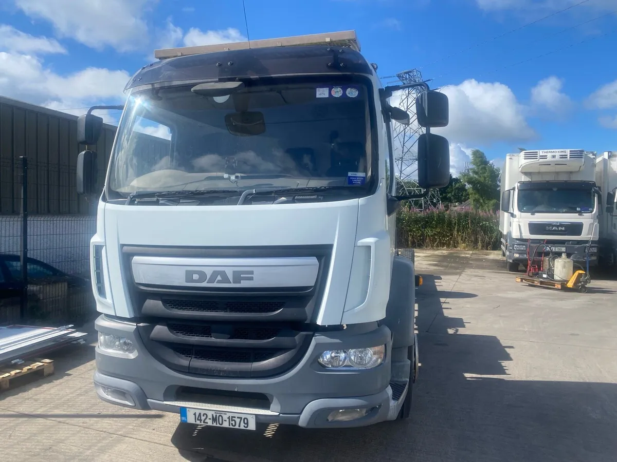 DAF LF55 280BHP 2014 chassis & cab - Image 1