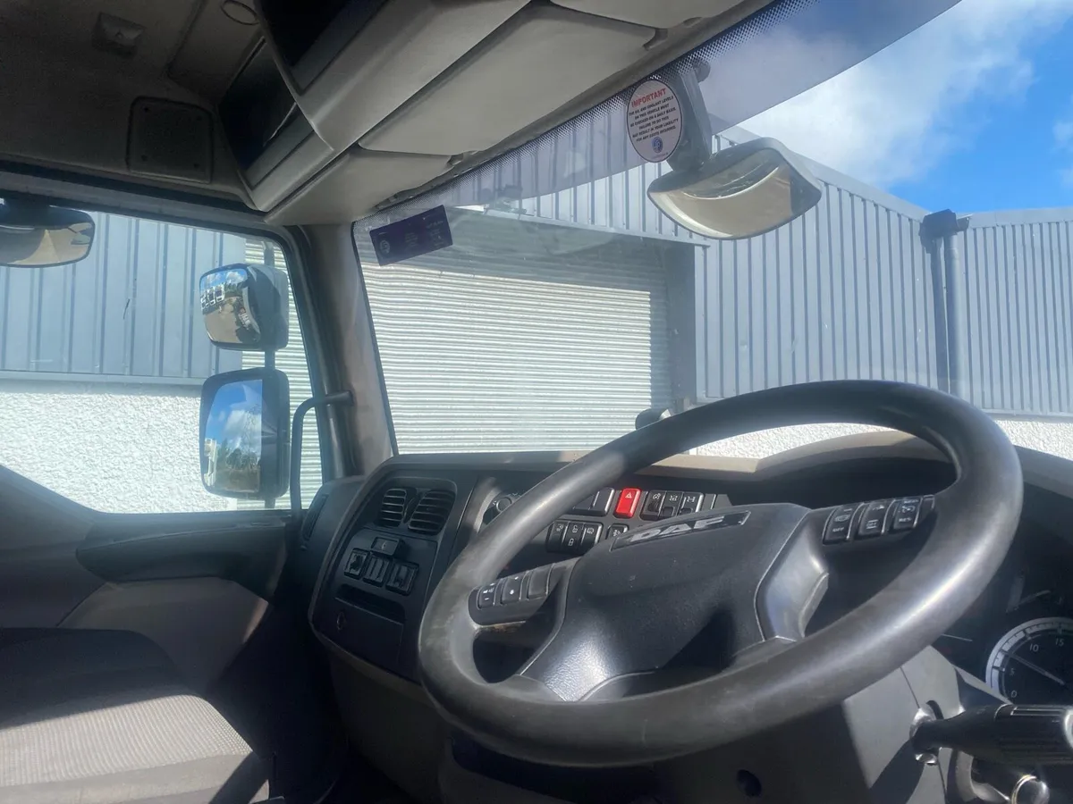 DAF LF55 280BHP 2014 chassis & cab - Image 4
