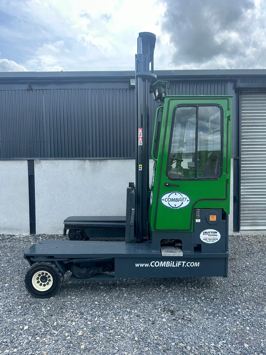Combilift C4000 Forklift - Image 1