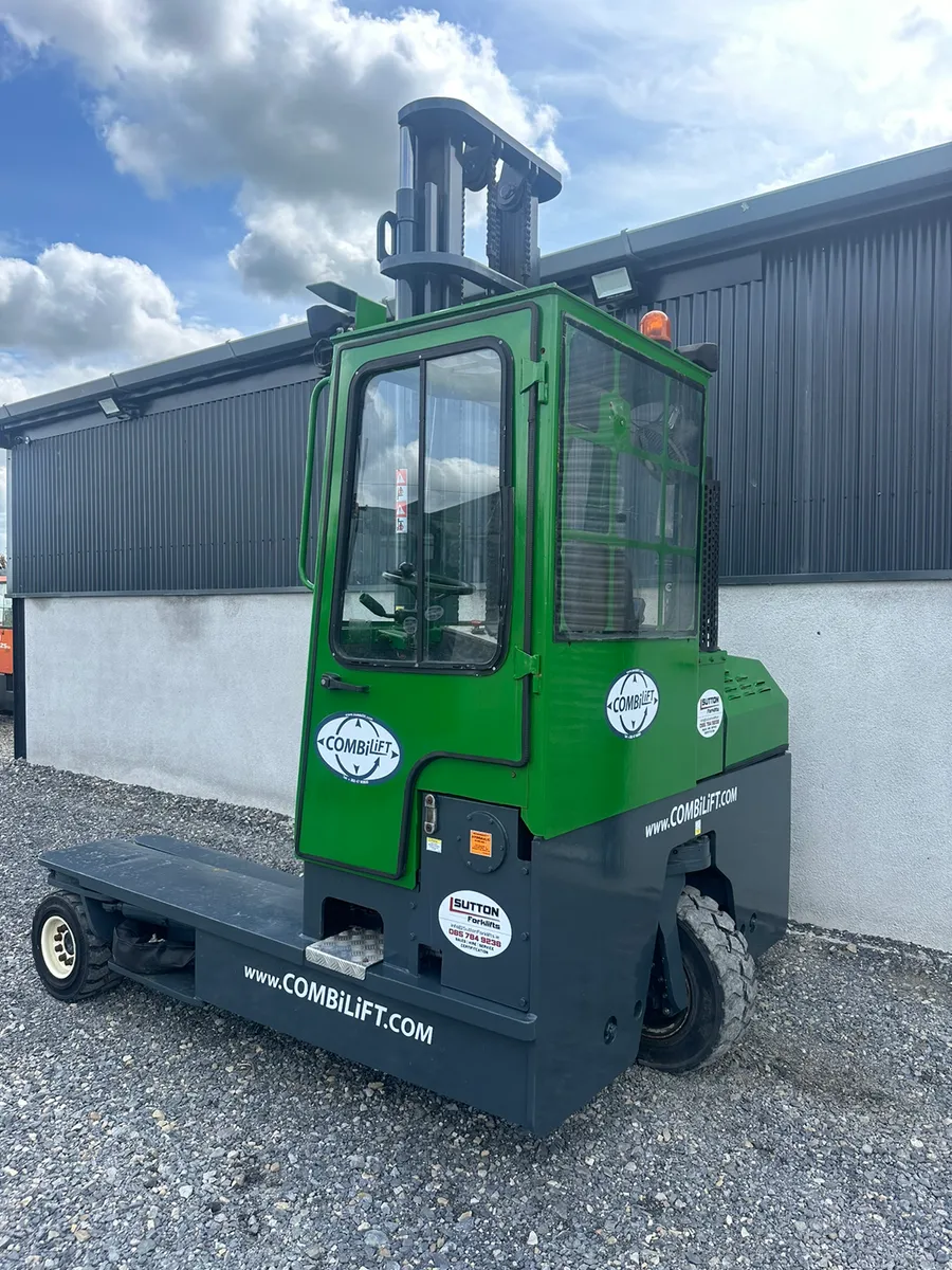 Combilift C4000 Forklift - Image 2