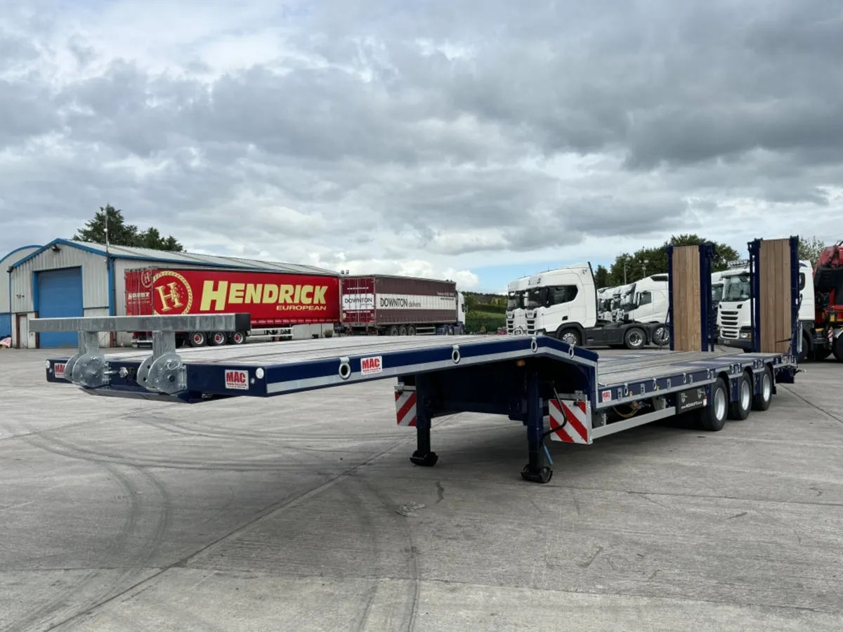 2024 MAC 3 AXLE LOWLOADER BRAND NEW - Image 3