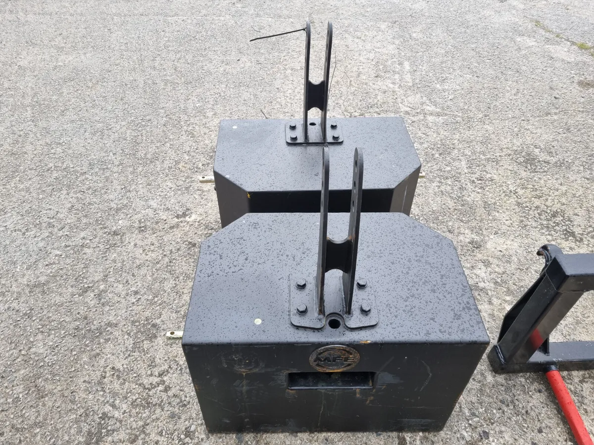 Tractor Weight Blocks 500KG - Image 4