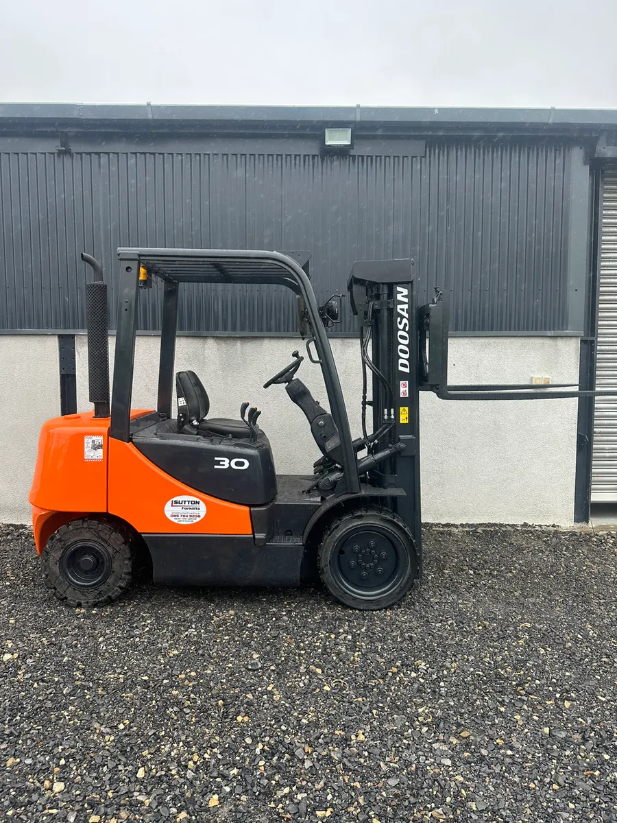 Doosan D30S-5 Forklift - Image 4