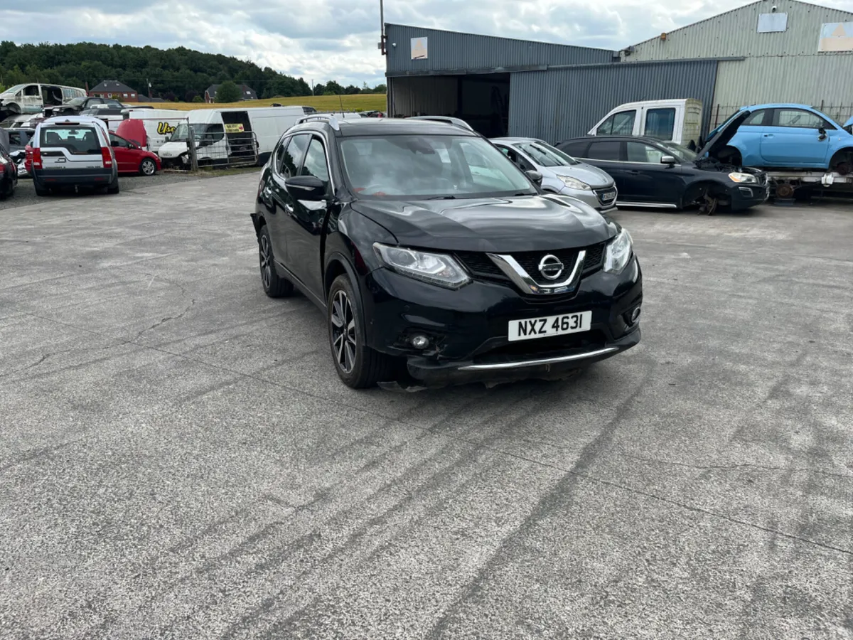 2017 Nissan X Trail 1.6 DCI  4X4   7 seater - Image 3