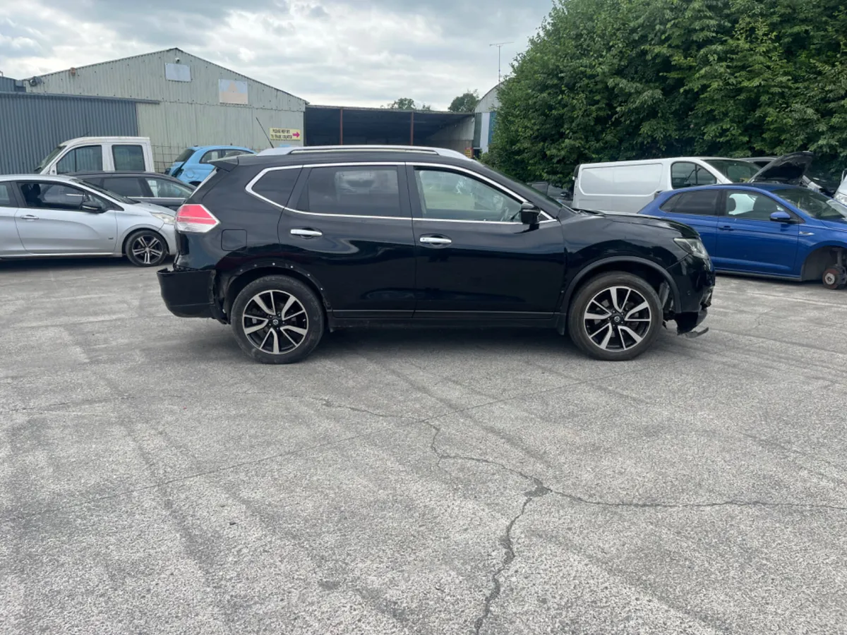 2017 Nissan X Trail 1.6 DCI  4X4   7 seater - Image 4