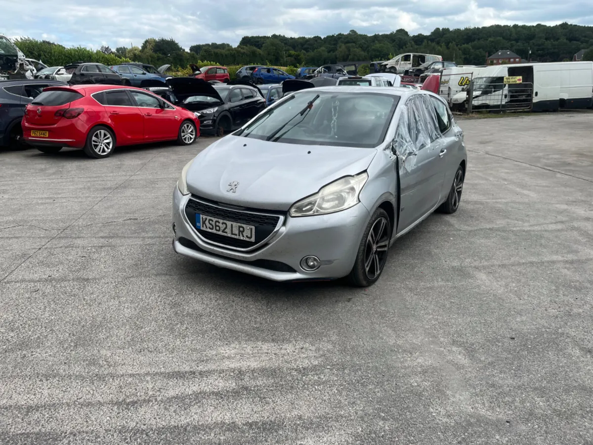 2013 Peugeot 208 1.4 HDI - Image 3