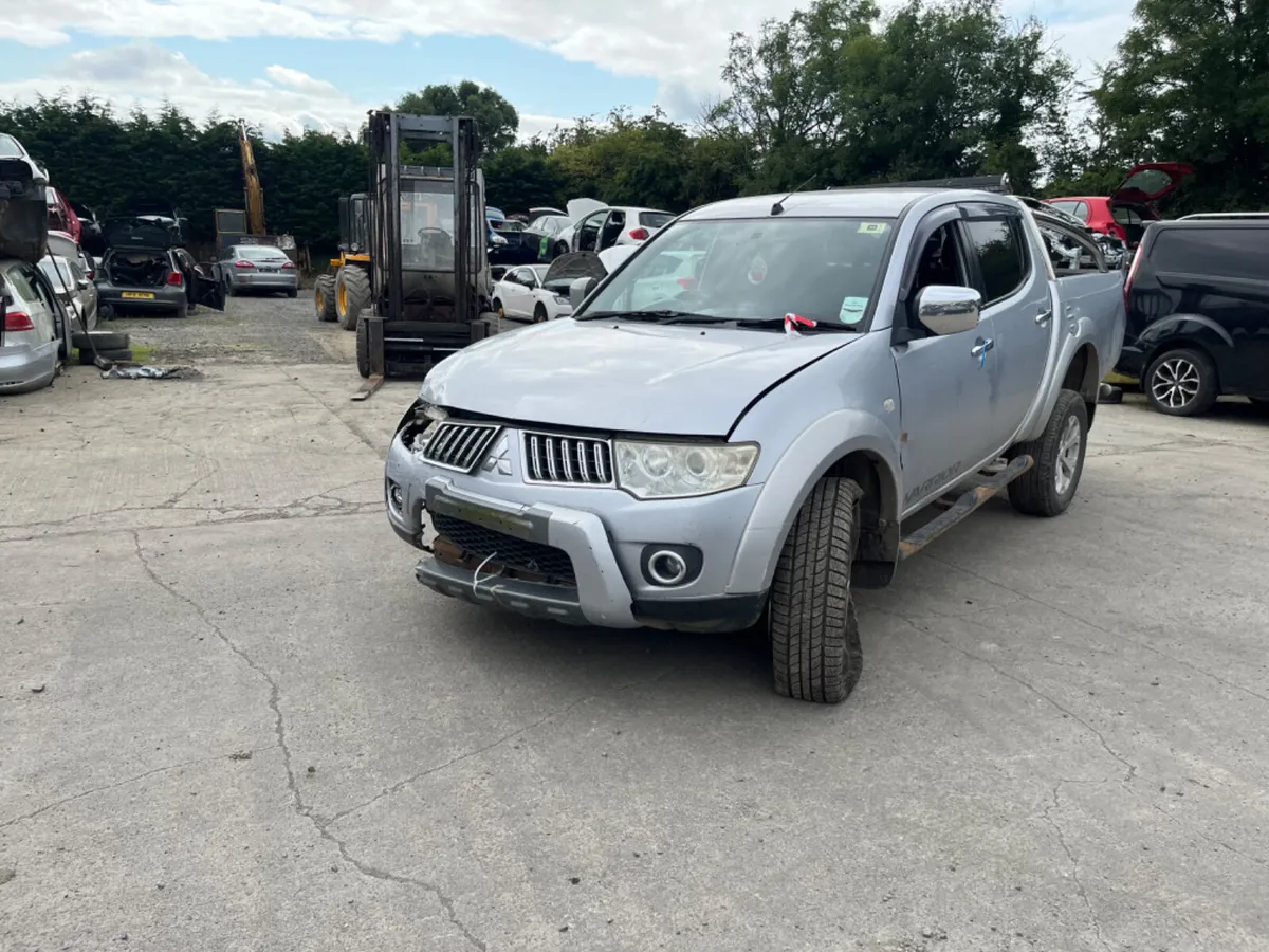 2012 Mitsubishi L200 2.5 DI-D - Image 2