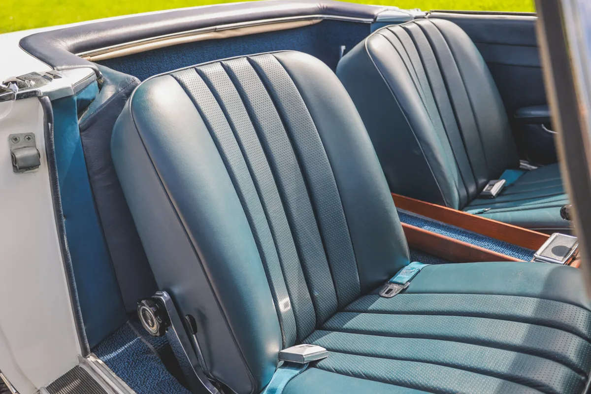 1968 Mercedes W113 280 SL 'Pagoda' - Image 4