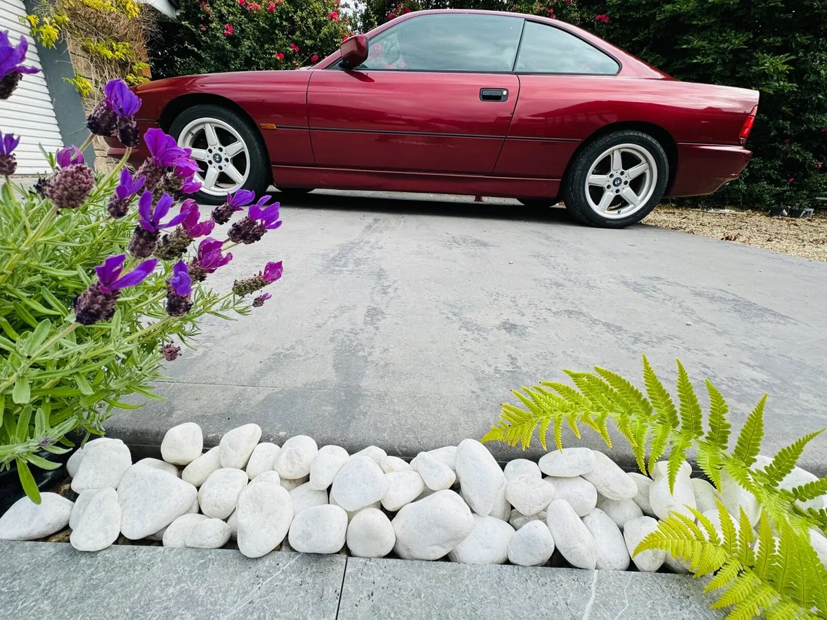 Decorative Boulders & Stone - Image 1