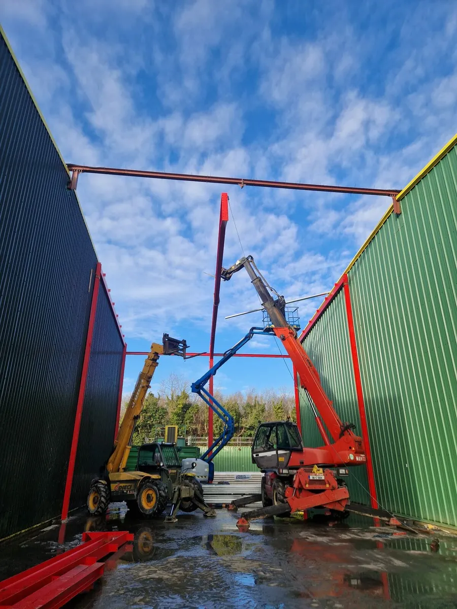Farm buildings  steel erecting - Image 1