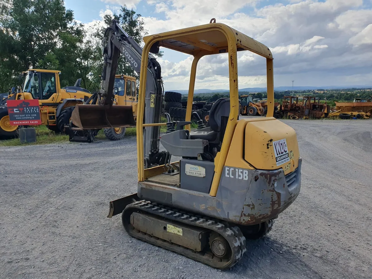 Volvo 1.5 Ton Mini Digger - Image 3