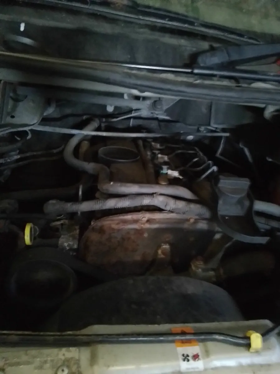 Ford transit 2.4 for parts - Image 3