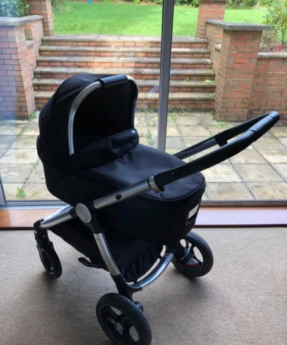 Mamas & Pappas Complete Baby Pram/Pushchair/Buggy - Image 1