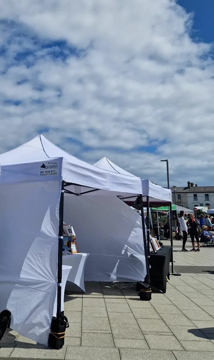 3x3m Pop Up Gazebo IDEAL for market!!! COLOURS - Image 1