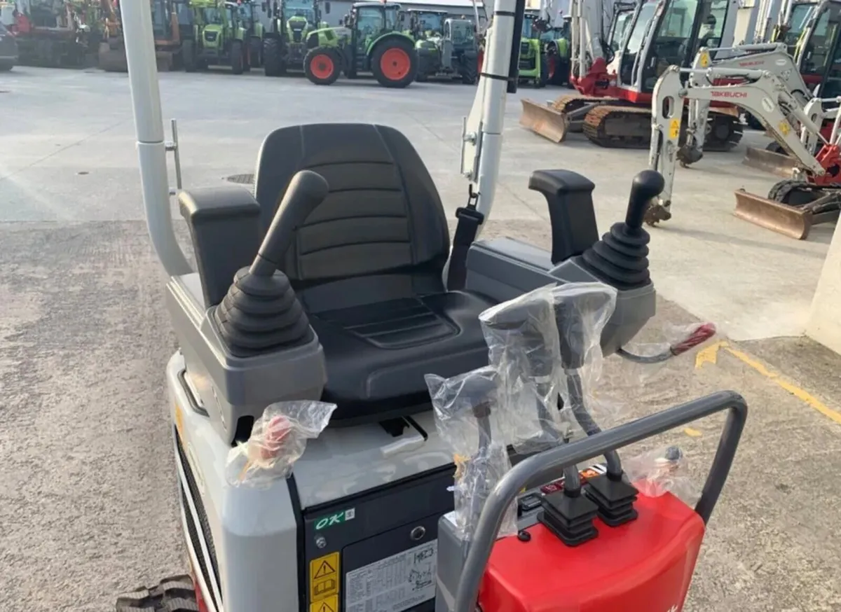 Takeuchi TB210R Micro Digger - €94 p/w - Image 3