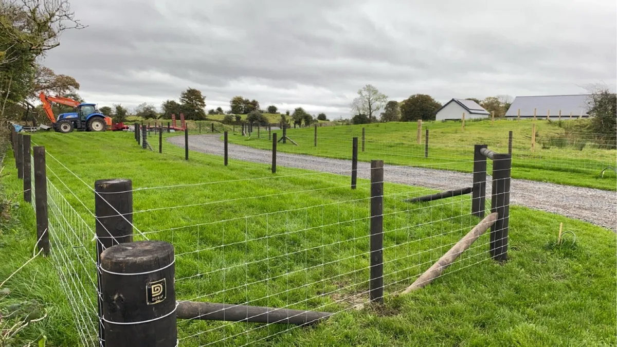 Brennan Bros Fencing Contractor - Image 2