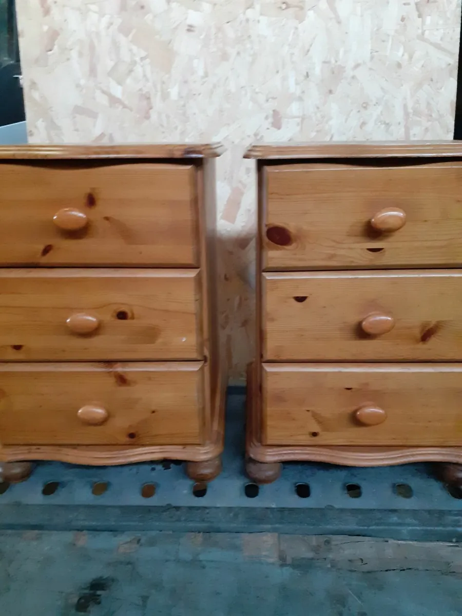 2 LOCKERS 0874036543