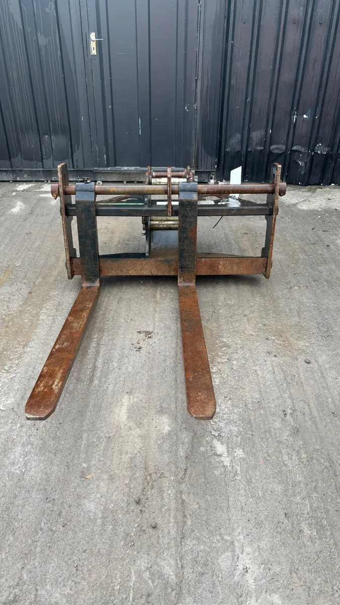 Rhinox 1250kg Excavator Forks - Image 2